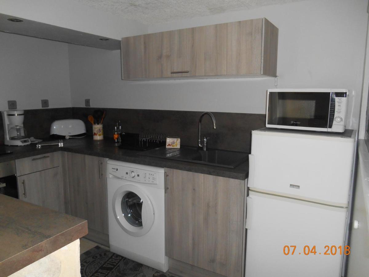 Agreable Studio Pres De St Remy De Provence Eyragues Extérieur photo